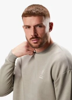 Gym King Aventus Drop Shoulder Crew - Taupe -Gym King Store AVENTUSSWEATSHIRT JOGGER TAUPESWT B2CY1TSB B2CY3 103