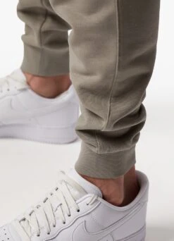 Gym King Aventus Jogger - Taupe -Gym King Store AVENTUSSWEATSHIRT JOGGER TAUPESWT B2CY1TSB B2CY3 107