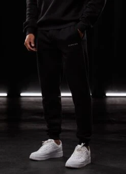 Gym King Outline Print Jogger - Black -Gym King Store BF23MENSCAMP13699copy