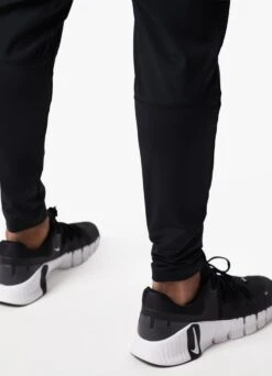 Gym King Debossed 2.0 Jogger - Black -Gym King Store DEBOSSEDHOOD JOGGER BLACKTST A2BUMTSB A2BUN 289