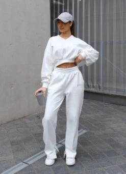 Gym King Refresh Crop Crew & Jogger - Cream -Gym King Store DSCF4545 cd27c4e3 d8c7 4339 bc73 e02a99ffcb82