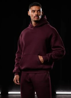 Gym King Outline Print Hood - Burgundy -Gym King Store OUTLINEPRINTHOOD JOGGER BURGUNDYHDE A2BFNTSB A2BFQ 34