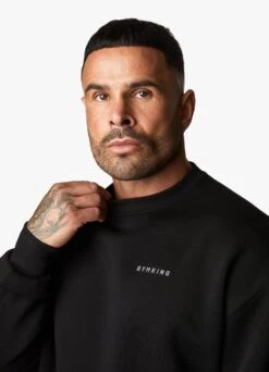 Gym King Outline Print Crew Tracksuit - Black -Gym King Store OUTLINEPRINTSWEATSHIRT JOGGERS BLACKSWT A2BFITSB A2BFO 160 596c13e6 1071 44a2 b979 f7b178df0997