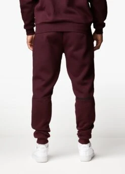 Gym King Outline Print Crew Tracksuit - Burgundy -Gym King Store OUTLINEPRINTSWEATSHIRT JOGGERS BURGUNDYSWT A2BFJTSB A2BFQ 128 33f5ad70 9458 4263 a747 71b68b0c5bc5