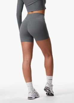 Gym King Peach Luxe 4" Short - Dark Sage Luxe -Gym King Store PEACHLUXELSTOP SHORT DARKSAGELUXEWLT A2BVIWSR A2BVL156