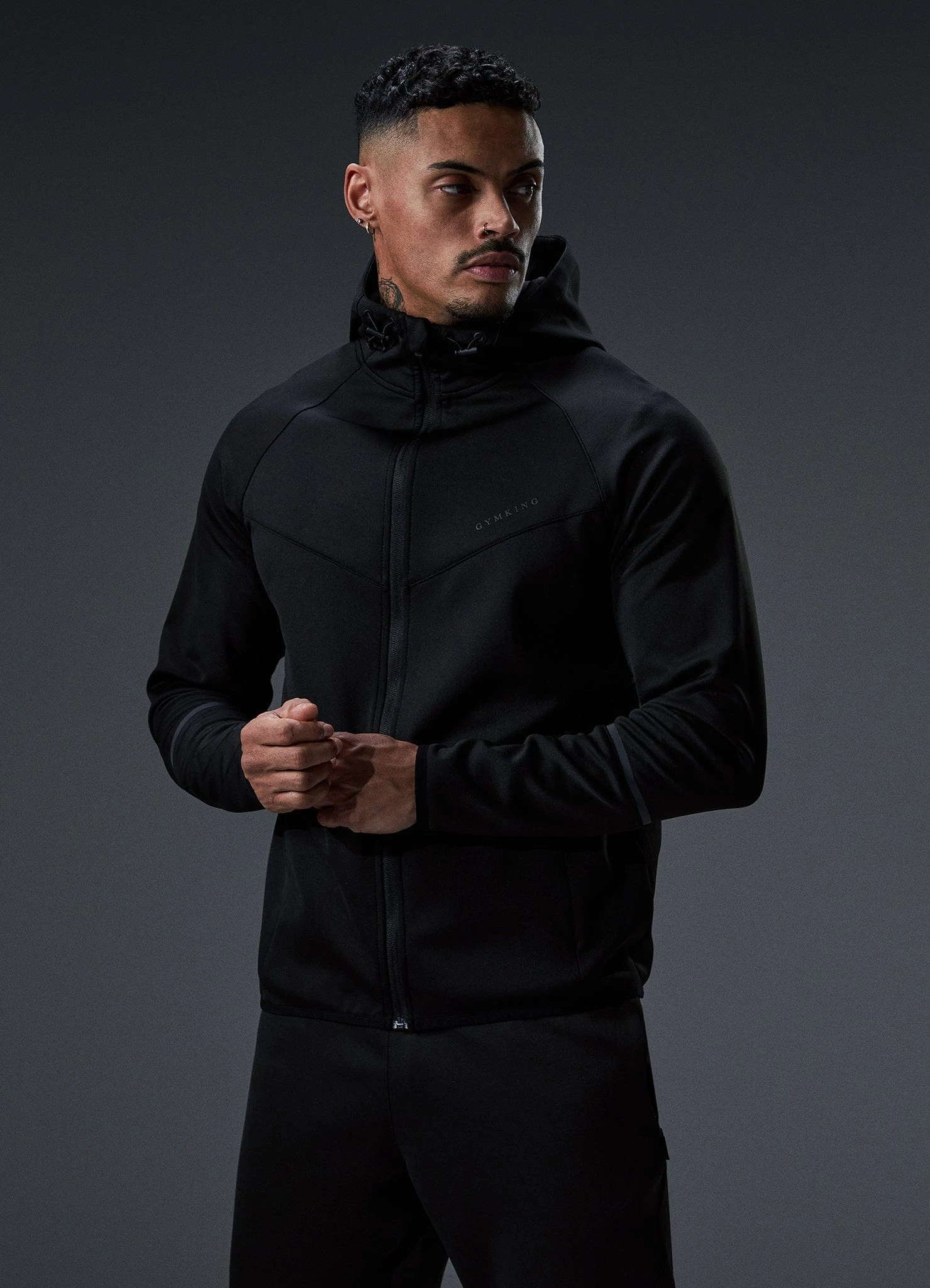 Gym King Alpha Poly FZ Hood - Black 8 Gym King Alpha Poly FZ Hood - Black - Image 6