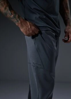 Gym King Alpha Poly Jogger - Graphite -Gym King Store Q124MENSECOMALPHA EST2603copy