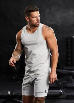 Gym King Rebellion Vest - Light Grey -Gym King Store REBELLIONVEST SHORT LIGHTGREY VST A2BOAAHR A2BOE 348