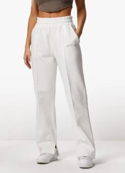 Gym King Refresh Crop Crew & Jogger - Cream -Gym King Store REFRESHCONTOUREDRIBTOP JOGGER CREAMWST A2BTKWTB A2BT6 32 14aafec7 40e0 4819 bf05 43140fe9241d