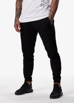 Gym King Split Linear Jogger - Black