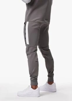 Gym King Taped Core Plus Tracksuit - Silver Grey/Steel -Gym King Store TAPEDCOREPLUSFZHOOD JOGGER SILVERGREYSTEELHDE B2CVPTSB B2CVU 113 fcc8a33b e125 4b80 b9d4 8acd45a3d612
