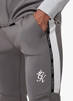 Gym King Taped Core Plus Jogger - Steel -Gym King Store TAPEDCOREPLUSFZHOOD JOGGER SILVERGREYSTEELHDE B2CVPTSB B2CVU 121