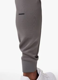 Gym King Taped Core Plus Jogger - Steel -Gym King Store TAPEDCOREPLUSFZHOOD JOGGER SILVERGREYSTEELHDE B2CVPTSB B2CVU 124