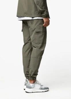 Gym King Utility Woven Cargo Pant - Olive -Gym King Store UTILITYWOVENBOMBER JOGGER OLIVE.TST A29EXTSB A29EZ 99