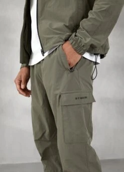 Gym King Utility Woven Cargo Pant - Olive -Gym King Store UTILITYWOVENBOMBER JOGGER OLIVETST A29EXTSB A29EZ 65 WEB 10593cbe a6d4 42e9 9575 10d0ea81ef8c