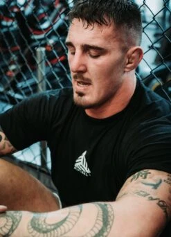 Gym King X Aspinall Limited Edition Established Tee - Black 19 Gym King X Aspinall Limited Edition Established Tee - Black -Gym King Store aspinall tee6